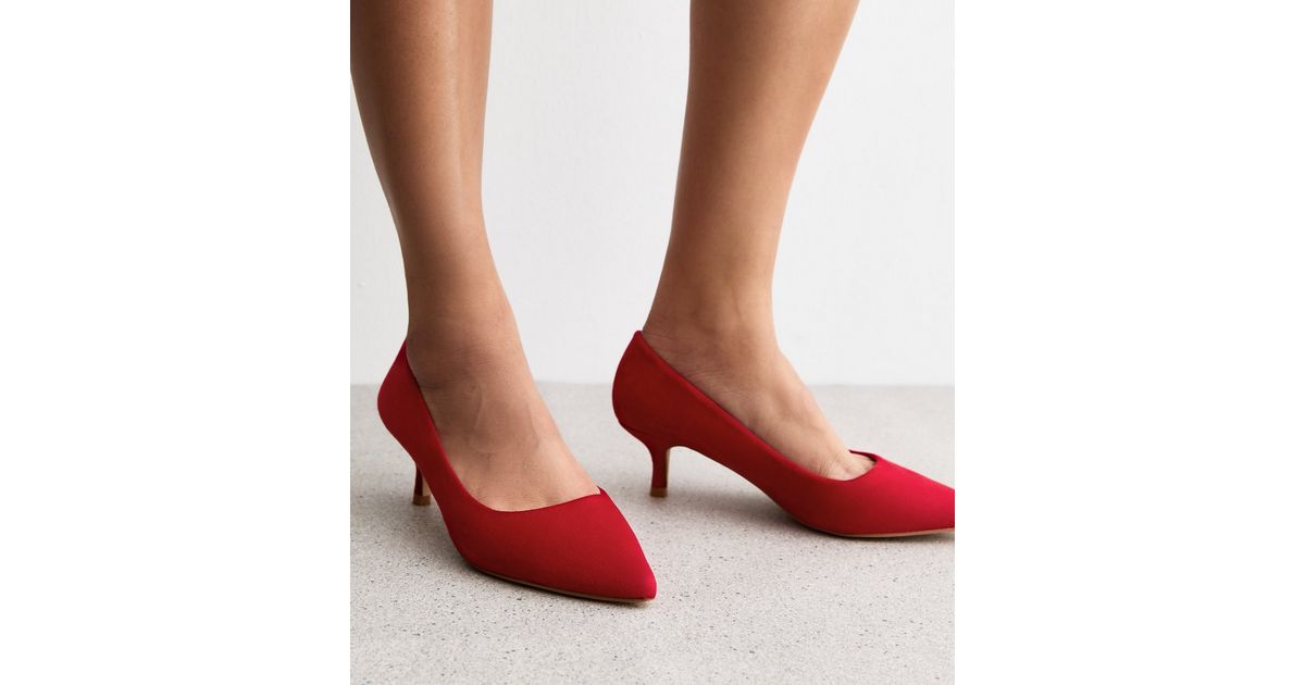 Red Kitten Heel Faux Suede Court Shoes New Look