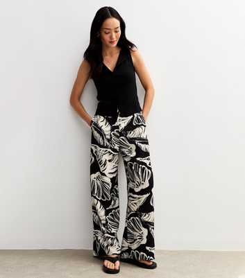 Black Shell Print Textured Wide Leg Trousers