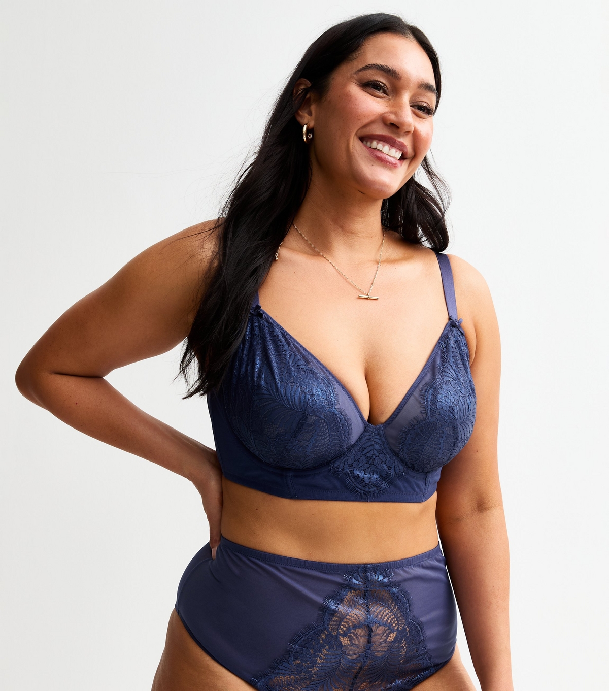Women's Plus Size Navy Foiled Lace Non Padded Bra Curves New Look