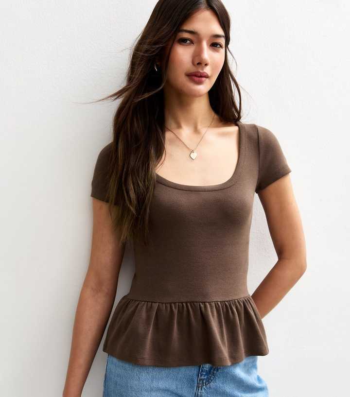 Scoop Neck Peplum Hem Top
