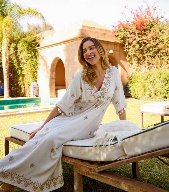 Blue Vanilla Oatmeal Embroidered Kaftan Dress | New Look Blue Vanilla Oatmeal Embroidered Kaftan Dress | New Look