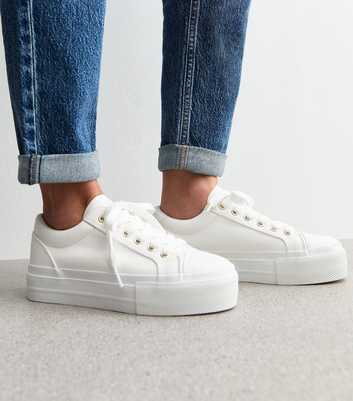 White Platform Sole Pebbled Faux Leather Trainers