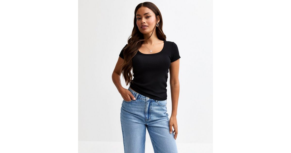 8090 Black Scoop Neck T-Shirt
