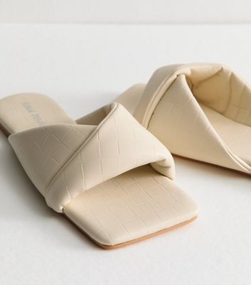 新品　未使用　Bit Square-Toe Mules サイズ37 beige GIGI Square Toe Heeled Mules