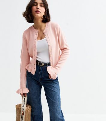 pink-frill-hem-knitted-