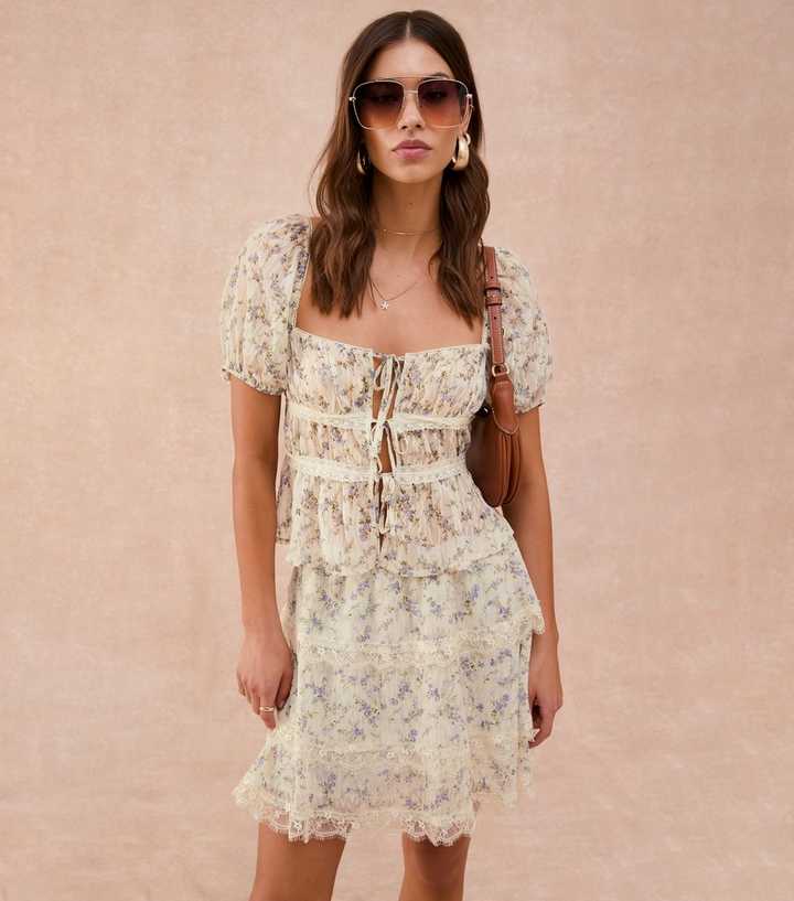 Cream Floral Print Lace Trimmed Mini Skirt