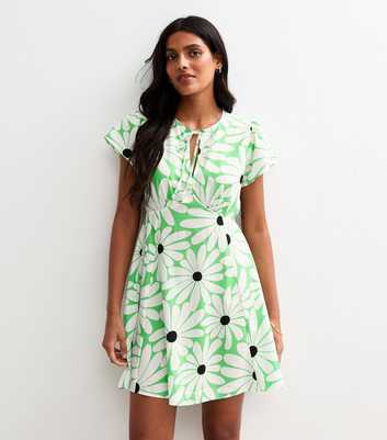 Green Daisy Print Tie Neck Mini Tea Dress