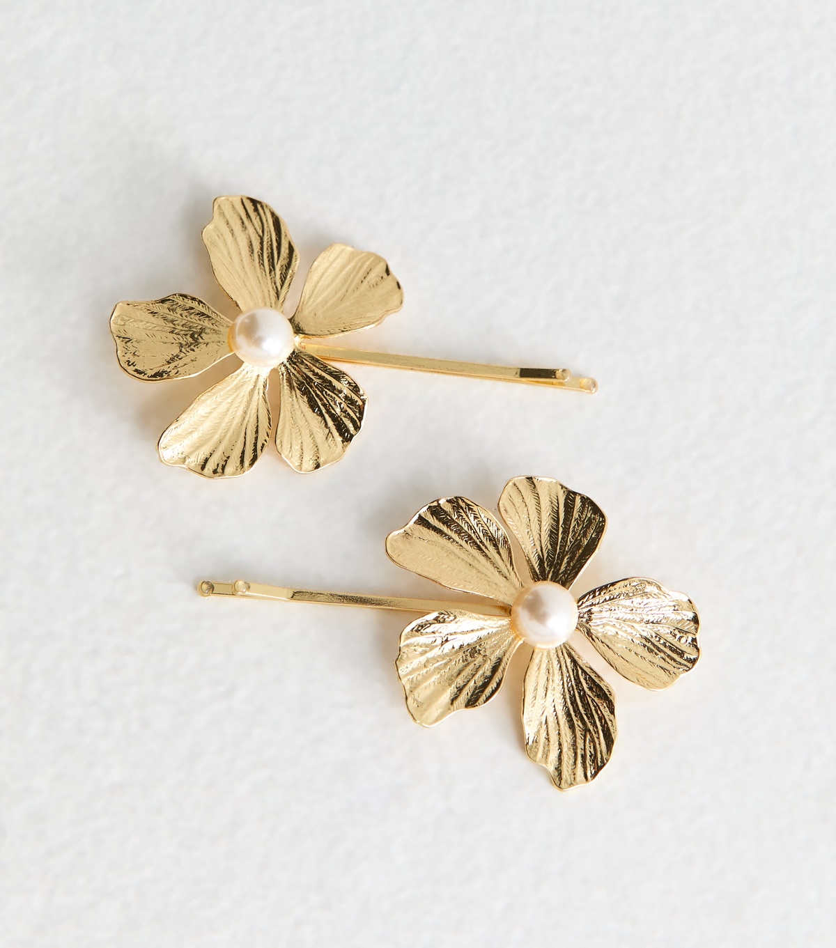 Pack of 2 Gold Tone Flower Hair Slides New Look