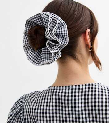 Black Gingham Frilly Scrunchie