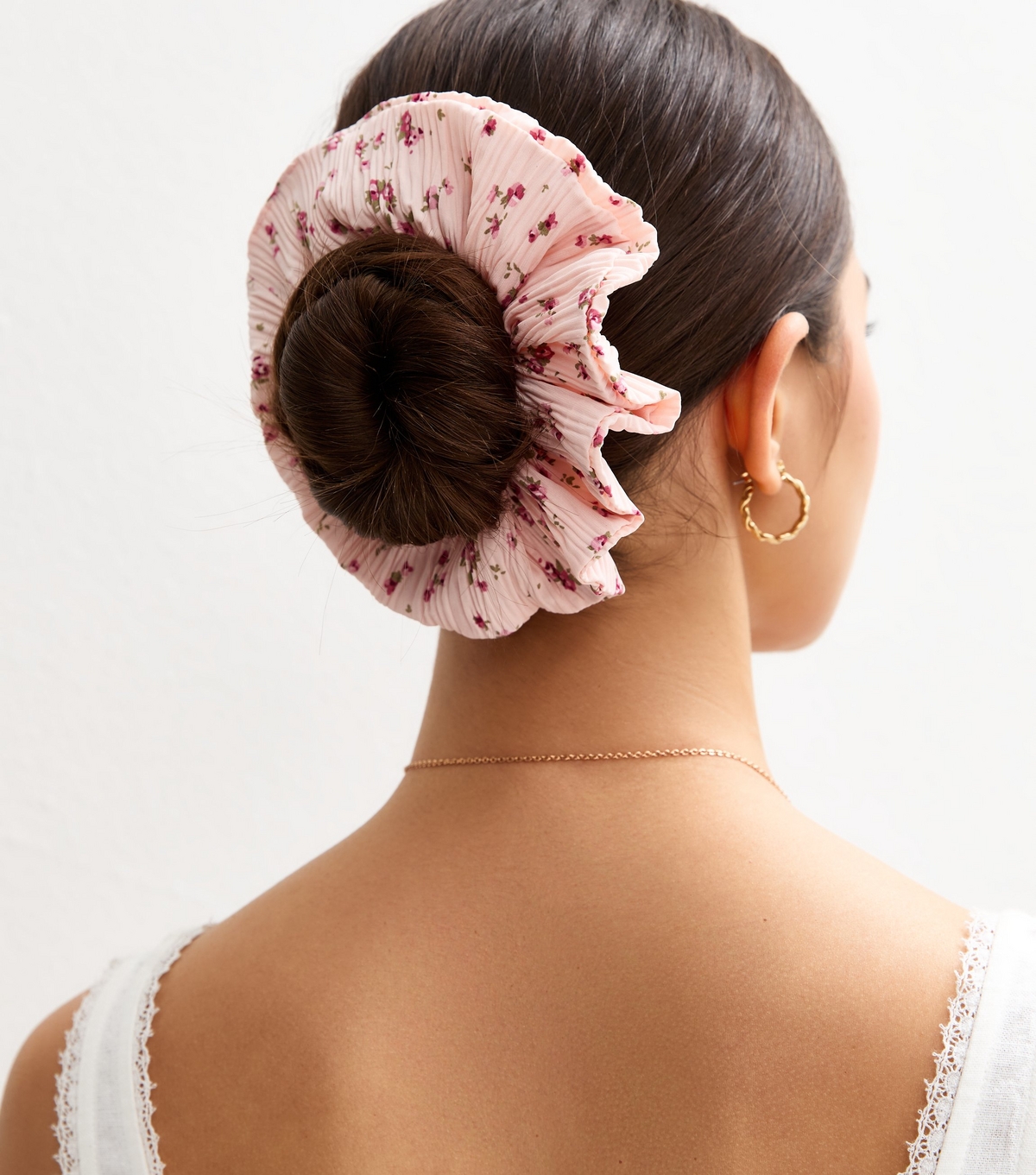 Pink Floral Print Plisse Hair Scrunchie New Look