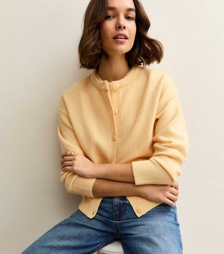 Light Yellow Crew Neck Knit Cardigan