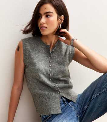 Grey Crew Neck Contrast Button Knit Waistcoat