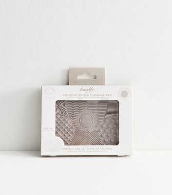 Danielle Creations Brown Make Up Cleaning Pad