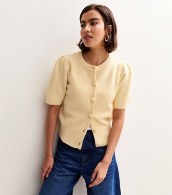 Light Yellow Midweight Knit Short Sleeve Cardigan New Look