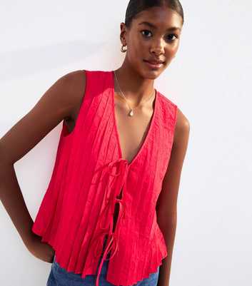 Red Pleated Tie Front Sleeveless Top