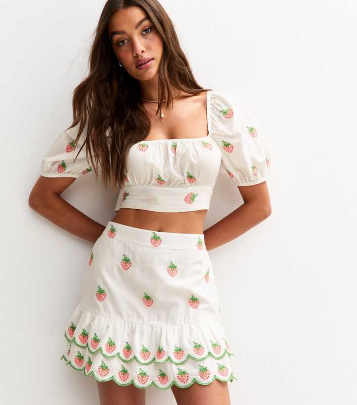 White Strawberry Embroidered Scalloped Edge Skirt
