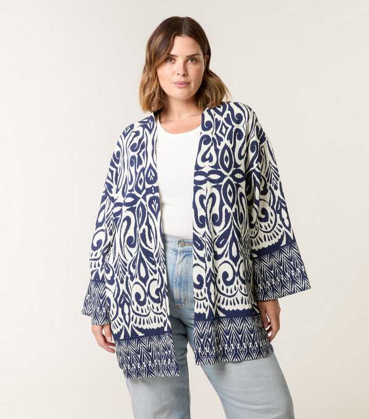 Blue Vanilla Curve Navy Paisley Print Kimono