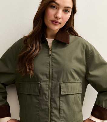 Khaki Contrast Collar Cropped Barn Jacket