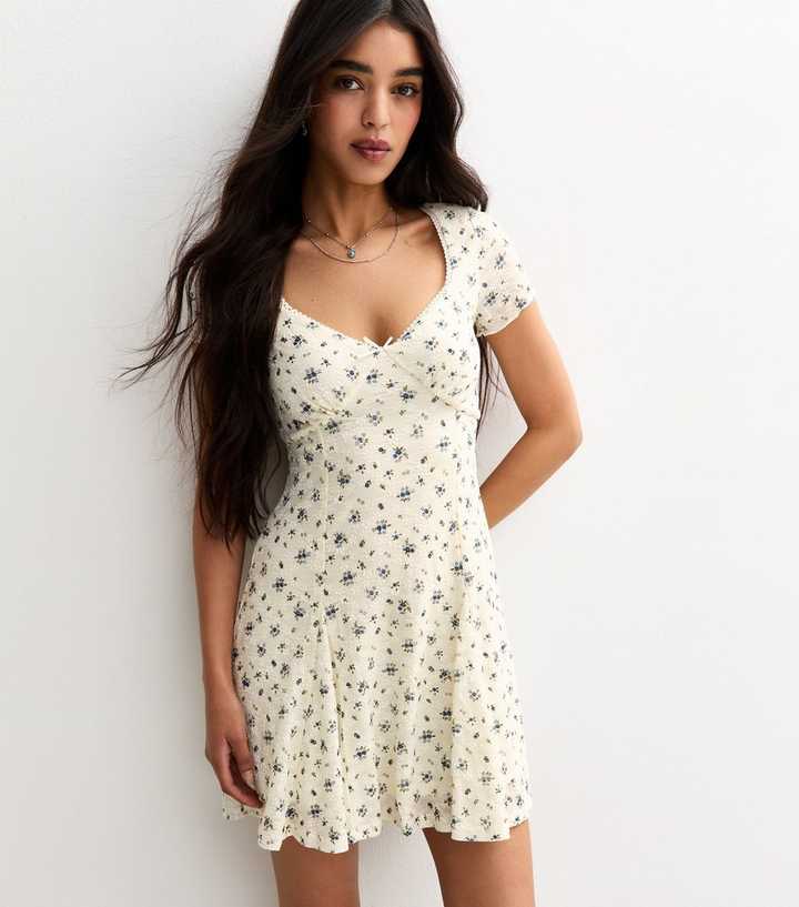 Cream Floral Lace Long Sleeve Mini Dress