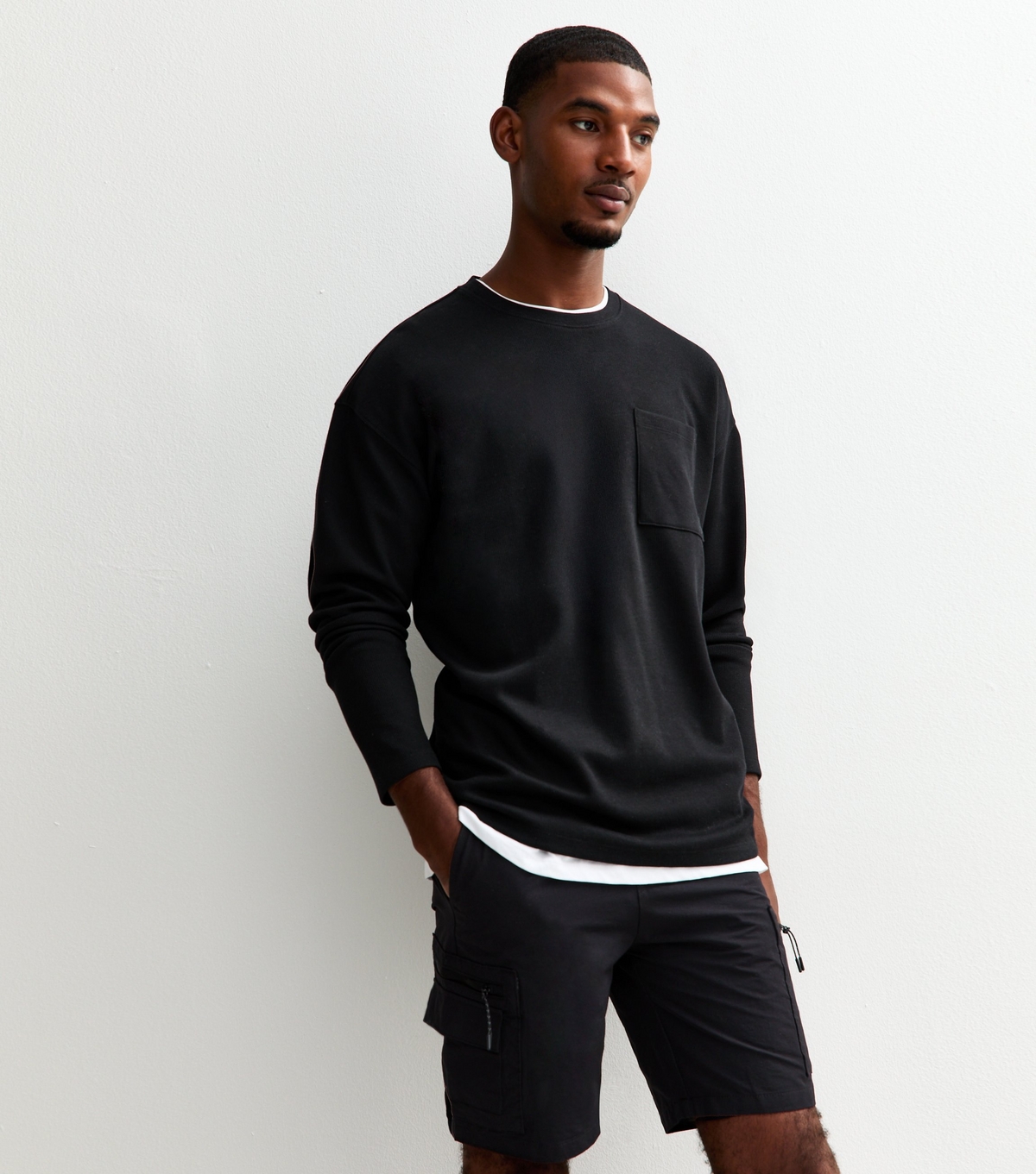 Men's Black Relaxed Fit Cargo Shorts Jack & Jones New Look