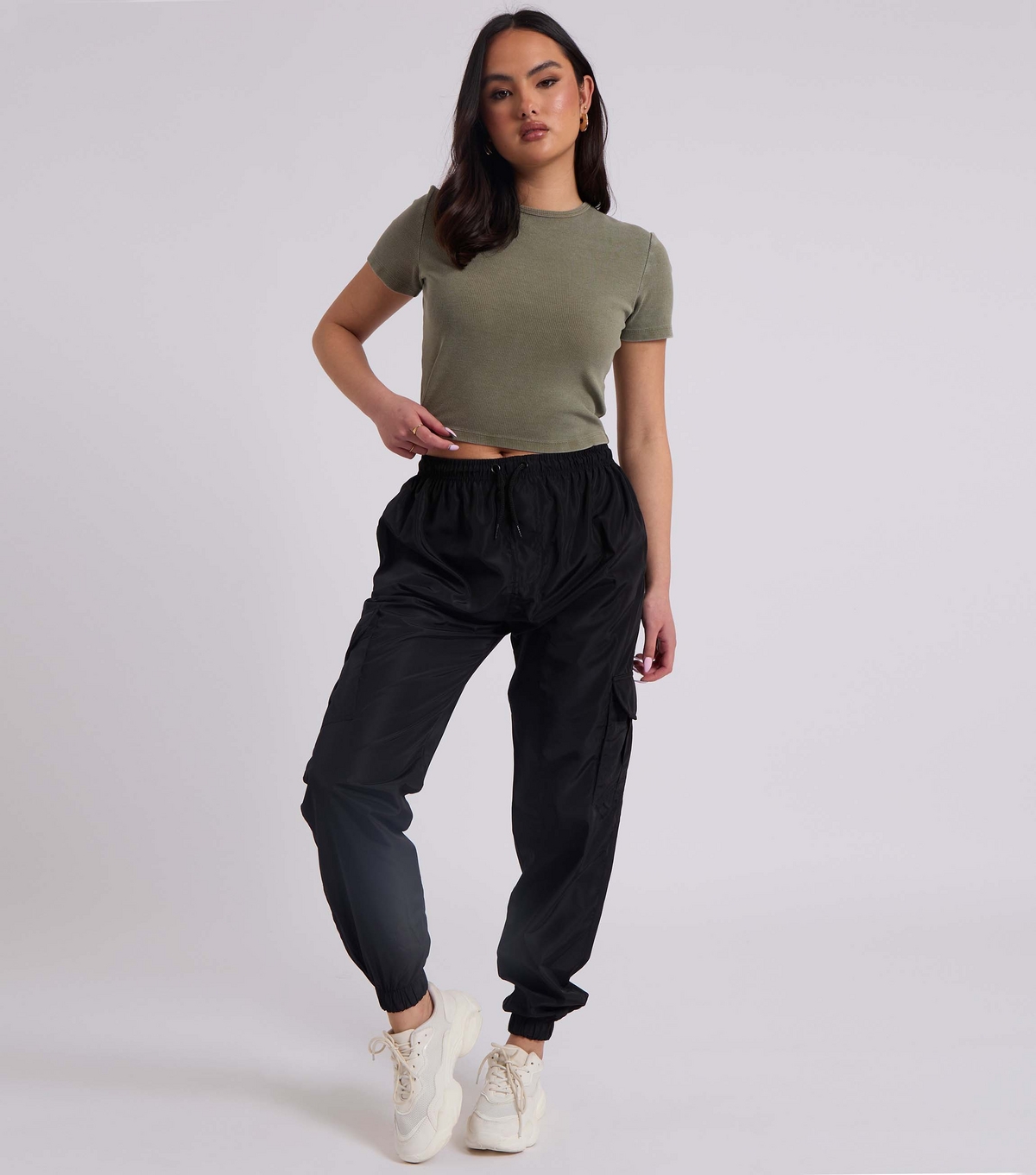 Women's Black Parachute Cargo Trousers Urban Bliss New Look