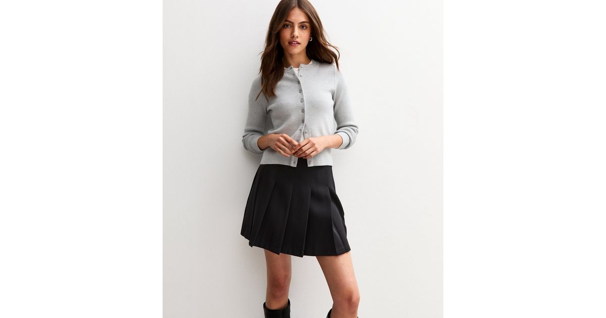 Black Pleated Mini Skirt | New Look