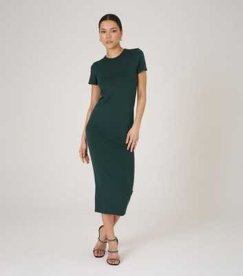 WKNDGIRL Green Crew Neck Midi Dress