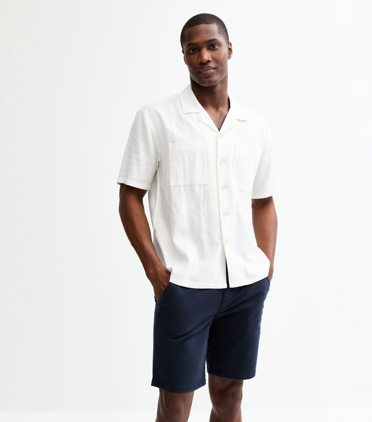 Farah Men's Navy Regular Knee Length Short New Look 32R