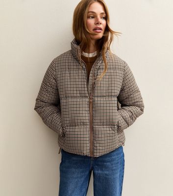 Brown Houndstooth Check Pattern Cropped Puffer Jacket New Look
