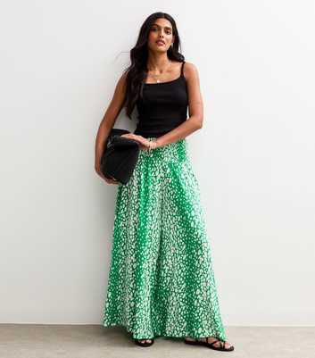 Green Abstract Print Wide Leg Trousers