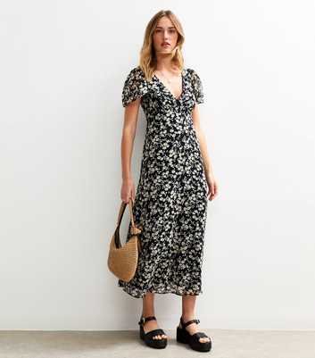 Black Daisy Print Flutter Sleeve Chiffon Midi Dress
