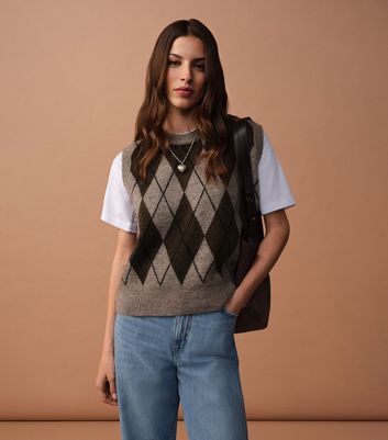 Brown Argyle Crew Neck Knit Vest | New Look