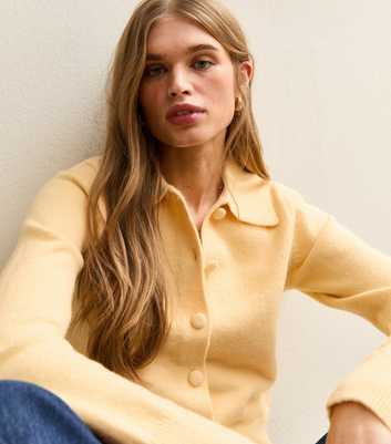 Pale Yellow Midweight Knit Collared Cardigan
