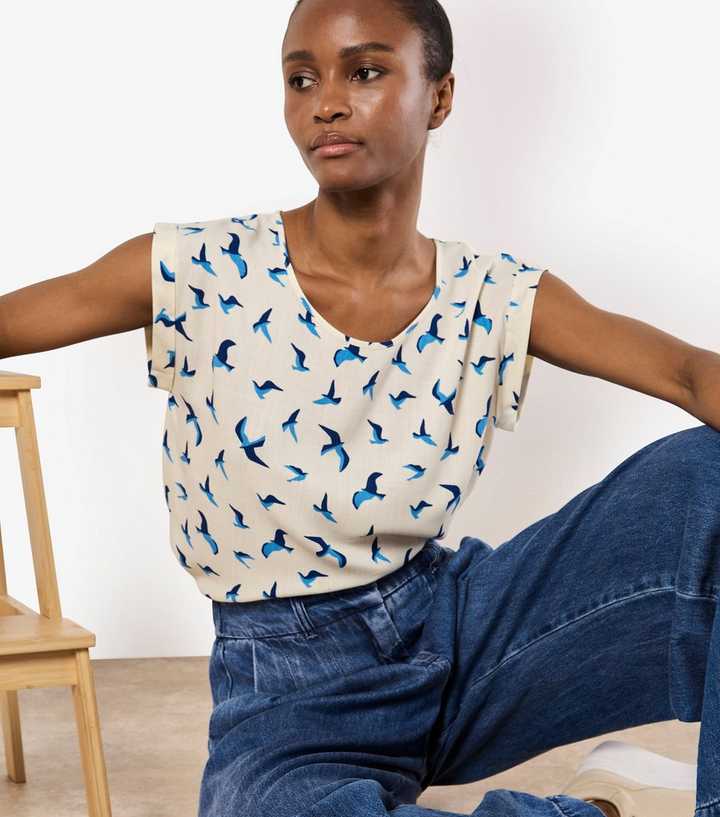 Apricot Cream Bird Print Sleeveless T-Shirt