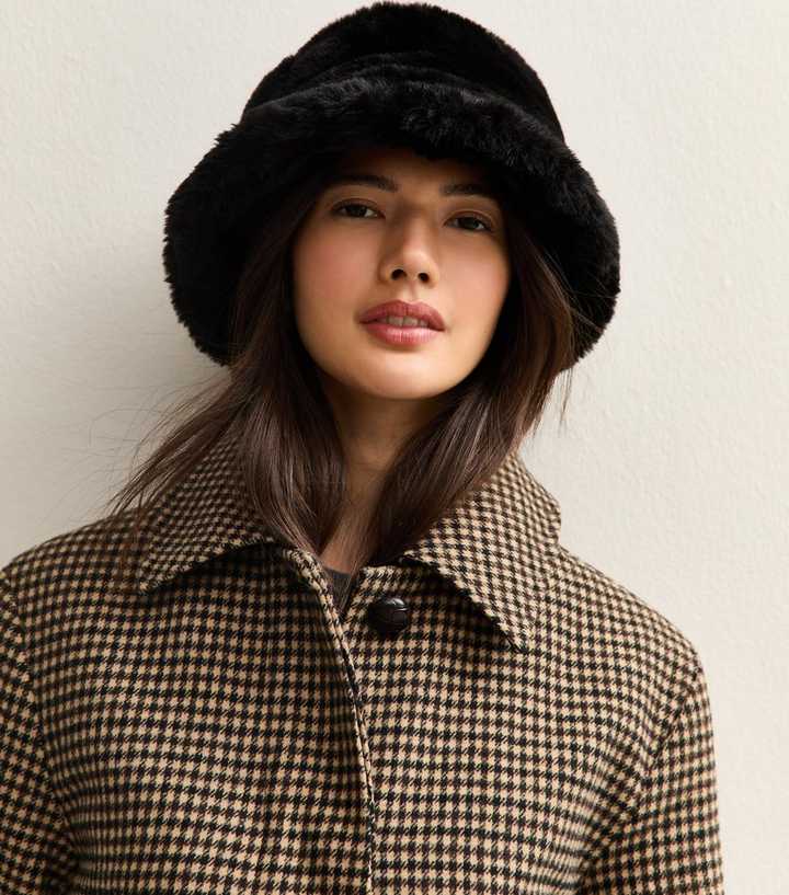 Black Faux Fur Bucket Hat