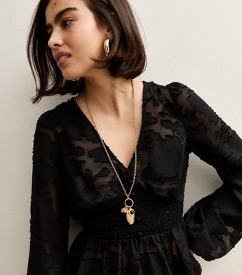 Black Floral Jacquard Buttoned Long Sleeve Blouse | New Look