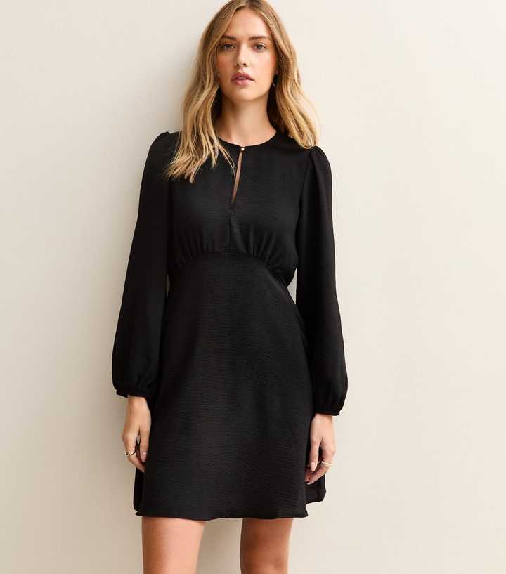 Black Keyhole Neck Long Sleeve Mini Dress