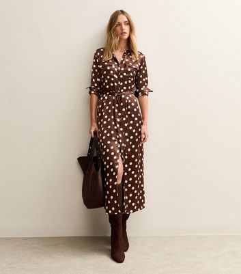 mother of the bride dress for burgundy wedding Dresses Embellished Off The Shoulder Column Mother Of The Bride Color:Straight Line White Pearl Available in various styles snowflake print dress In what universe would