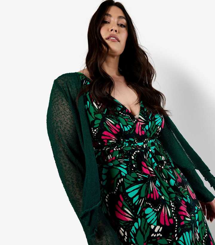 Apricot Curve Green Butterfly Wings Print Maxi Dress | New Look Apricot Curve Green Butterfly Wings Print Maxi Dress | New Look