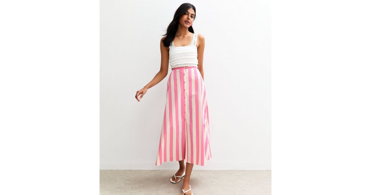 Pin stripe button skirt