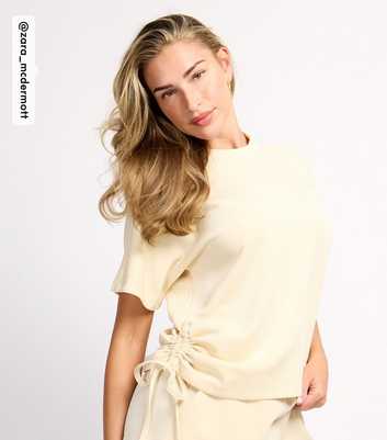 Rise by Zara McDermott Light Yellow Jersey Ruched Side Short Sleeve Top