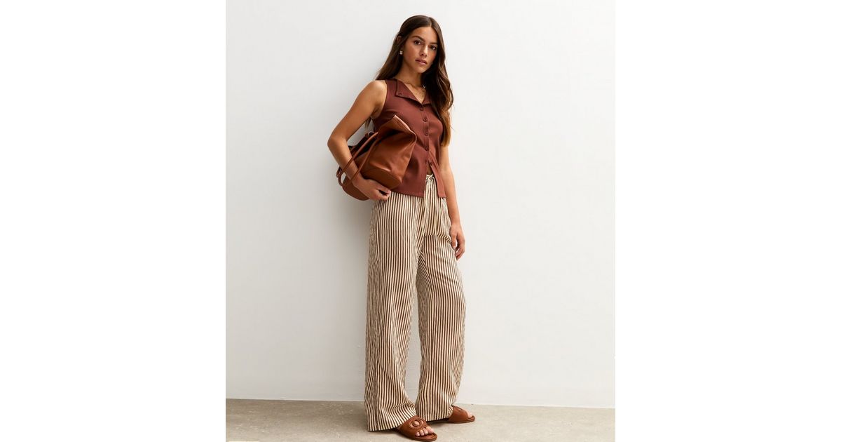 Petite Brown Stripe Print Crinkle Texture Wide Leg Trousers | New Look