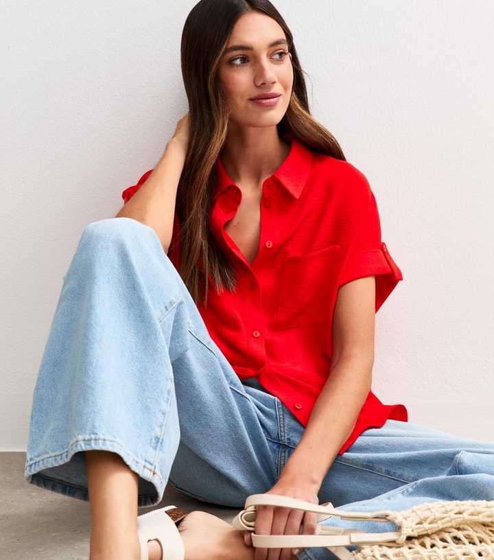 Red Chest Pocket Short Sleeve Shirt