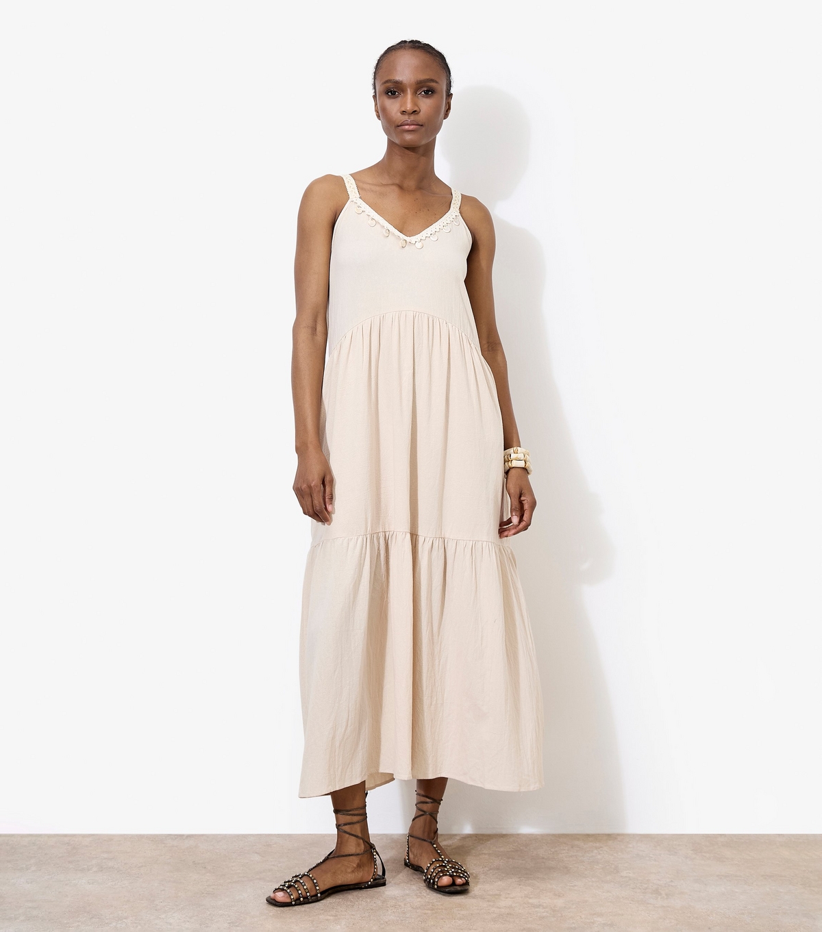 Women's Stone Shell Trimmed V-Neck Maxi Dress Apricot New Look