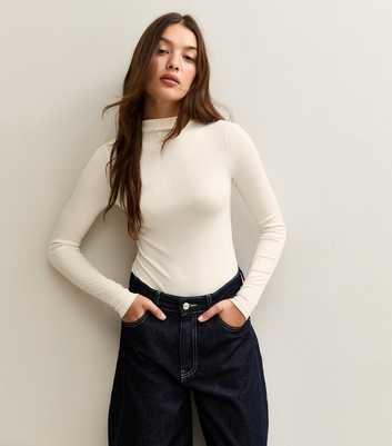 Off White High Cowl Neck Long Sleeve Body
