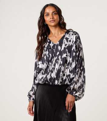 Blue Vanilla Black Abstract Pattern Bubble Hem Blouse