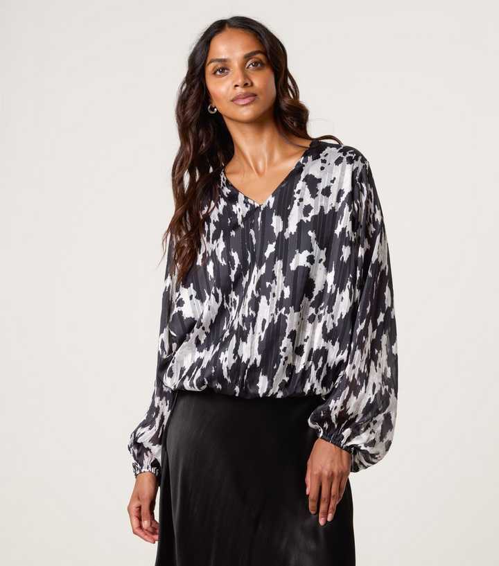 Blue Vanilla Black Abstract Pattern Bubble Hem Blouse