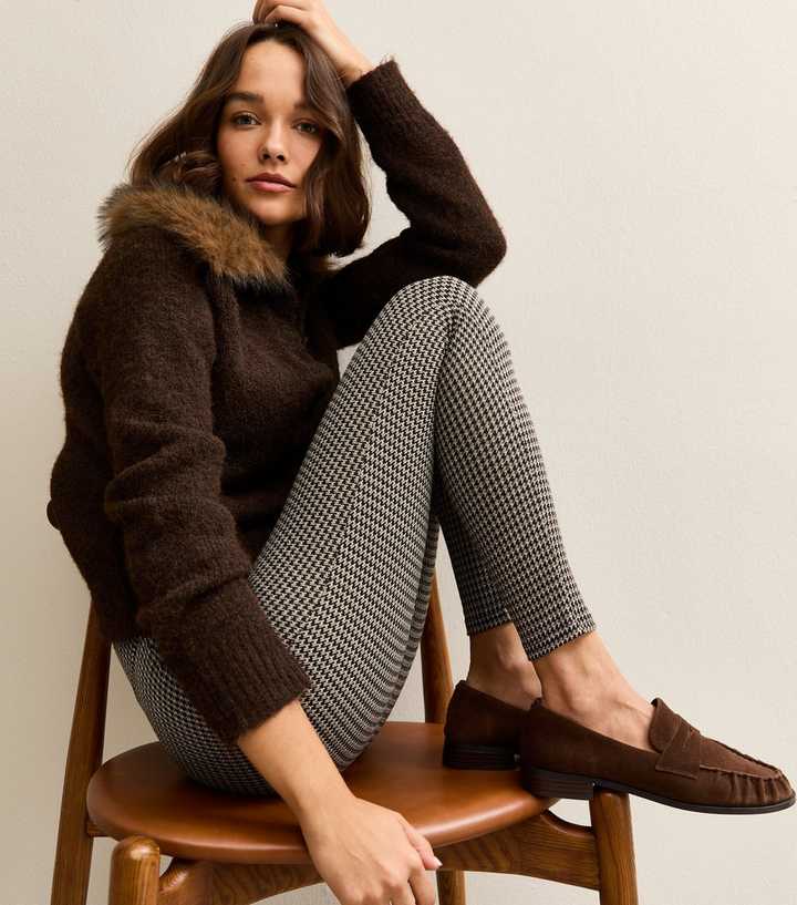 Grey Houndstooth Pattern Leggings
