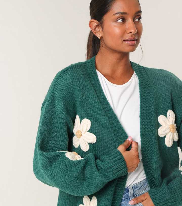 Blue Vanilla Green Daisy Embroidered Cardigan
