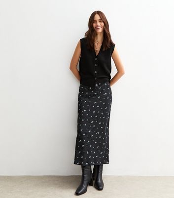 Women's Vintage Pleated Floral Print Midi Skirt - A-Line With Pockets, Black-White-Dot - View #11